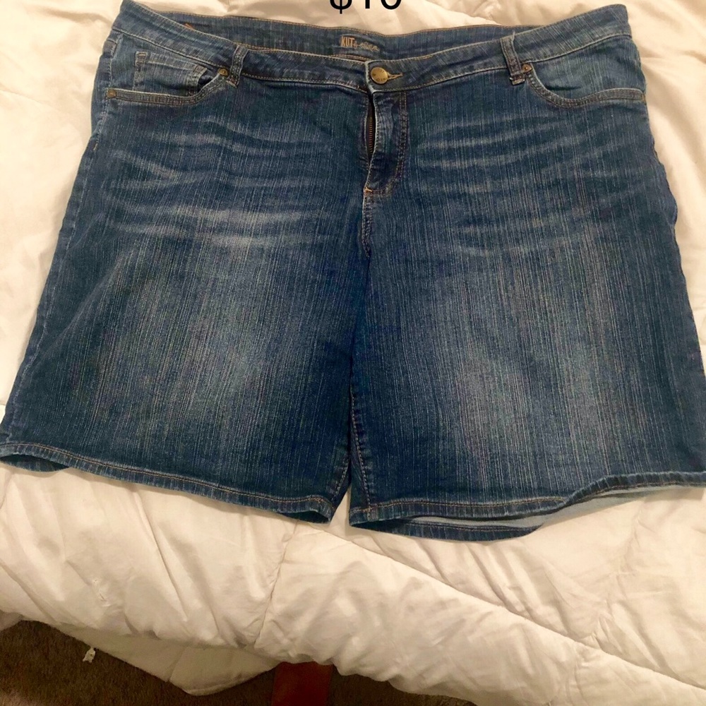 Kut from the Kloth Bermuda shorts